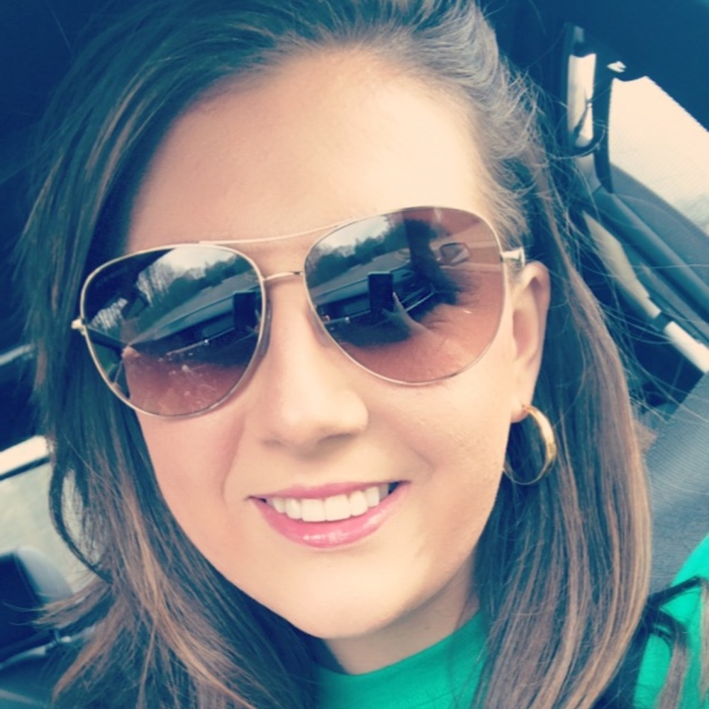 Meet your Posher, Caroline
